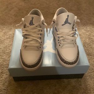 Jordan 3 UNC